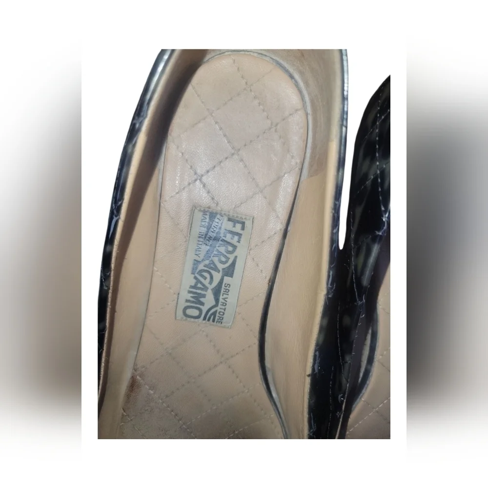 Salvatore Ferragamo Vintage Black/Green Quilted Patent Leather Vara Bow Flats 10
